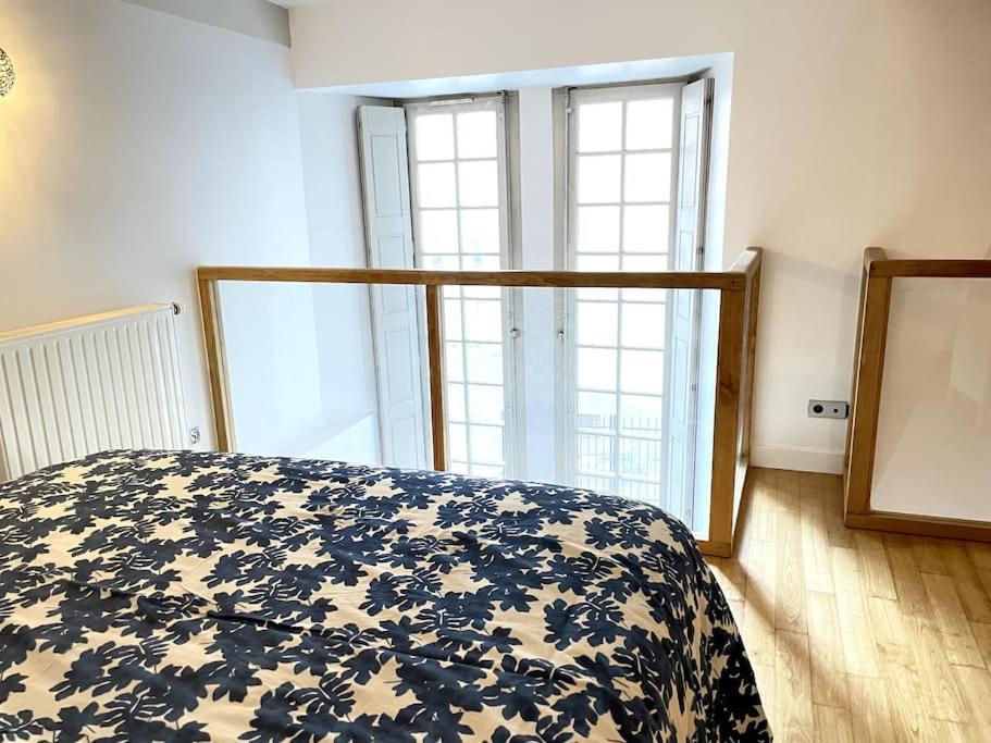 Ferienwohnung Duplex Avec Terrasse En Hypercentre De Grenoble Exterior foto